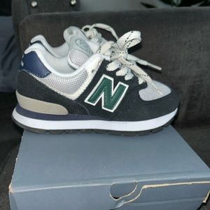Size 12 New balance PS327SP